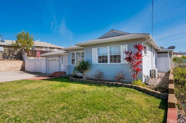 8711 Van Horn Street, La Mesa, CA 91942