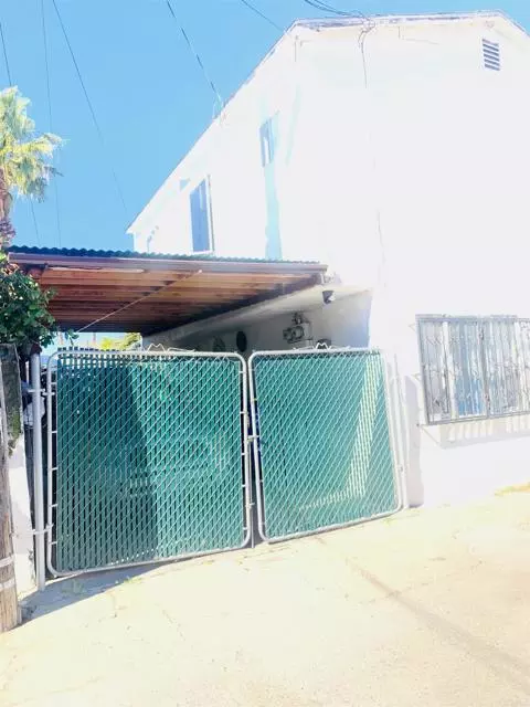 San Diego, CA 92105,3851 42nd St