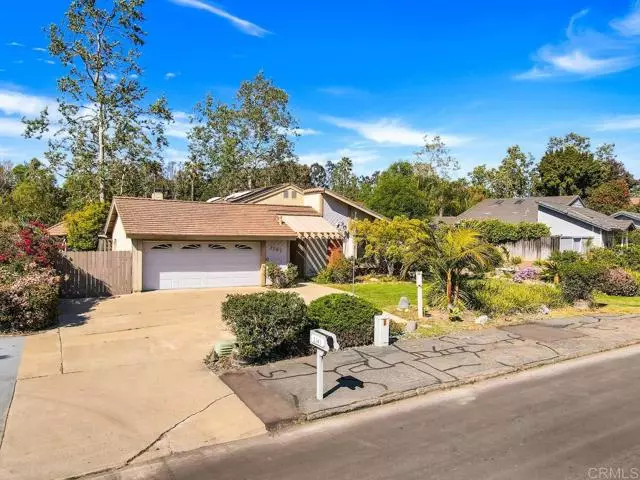 1141 Branding Iron Drive, Vista, CA 92081