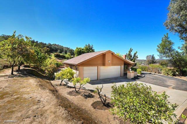 13675 Lenteja Lane, Lakeside, CA 92040