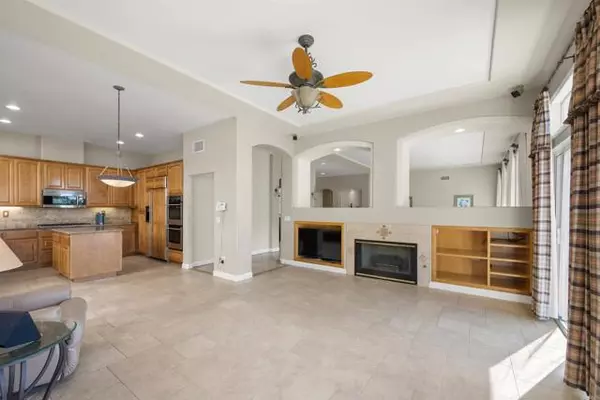 Chula Vista, CA 91910,937 PASEO LA CRESTA