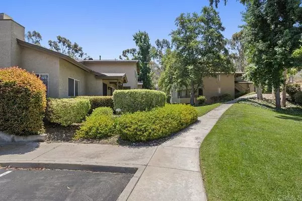 Santee, CA 92071,7387 Park View Court #157