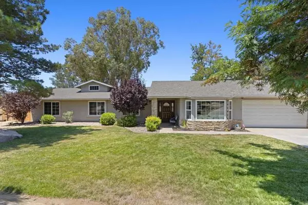 Ramona, CA 92065,15920 Wood Rock Ln