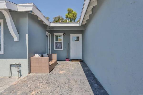 Encanto, CA 92114,8026 Knollwood Road