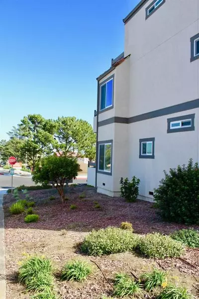 3550 Carter Dr #35, South San Francisco, CA 94080