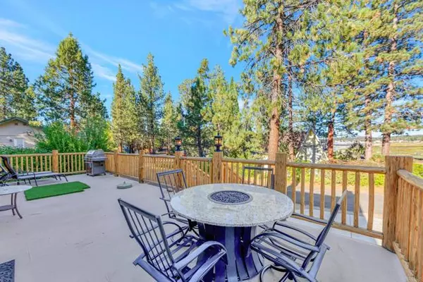 Big Bear, CA 92315,40284 Lakeview Drive