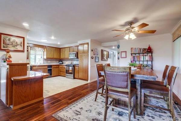 Lakeside, CA 92040,9500 Harritt Rd #11