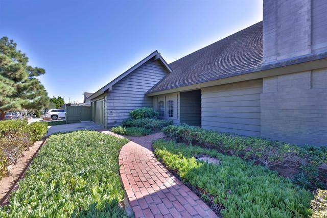 2623 Soderblom Avenue, University City, CA 92122