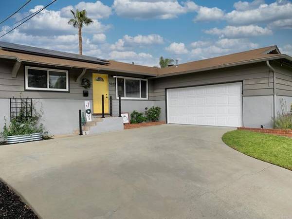 5920 Poppy Street, La Mesa, CA 91942