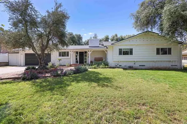 Lakeside, CA 92040,13509 E lakeview Road