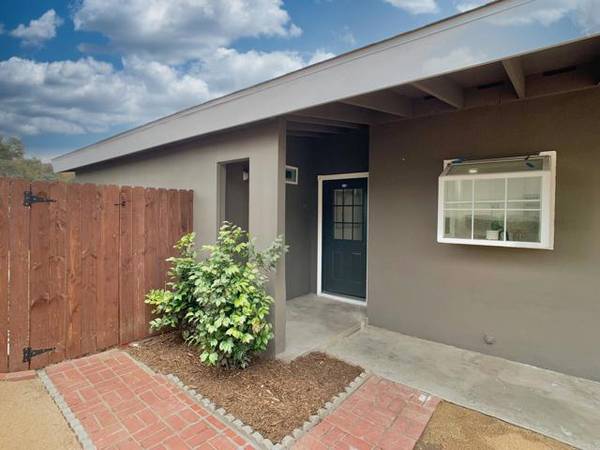 Paradise Hills, CA 92139,6439 Hayward Way