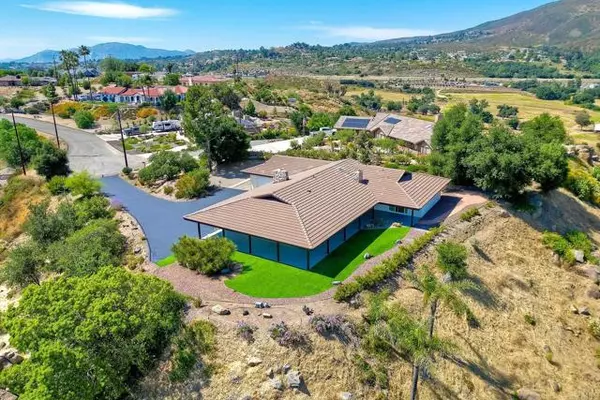 Alpine, CA 91901,3095 Olive View Road