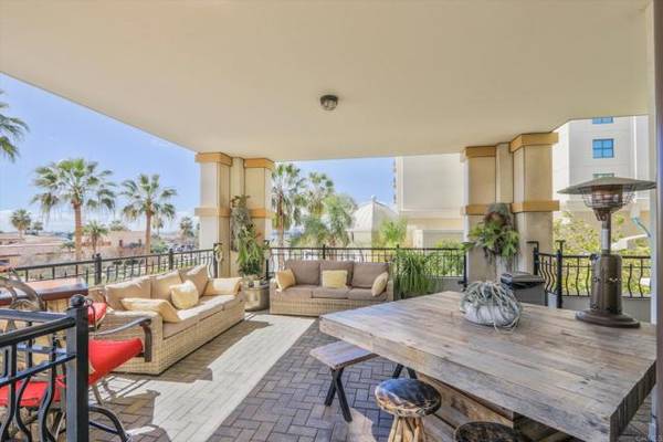 700 W HARBOR Drive #305, San Diego, CA 92101