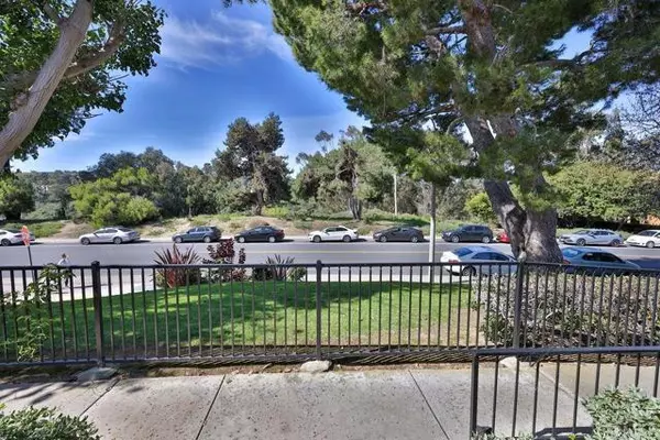 La Jolla, CA 92037,3204 Caminito Eastbluff ##55