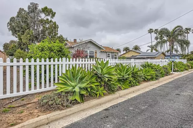 116 Ellery Street, Oceanside, CA 92054