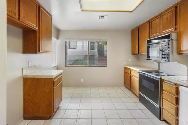 Bonita, CA 91902,4639 Villas Pl