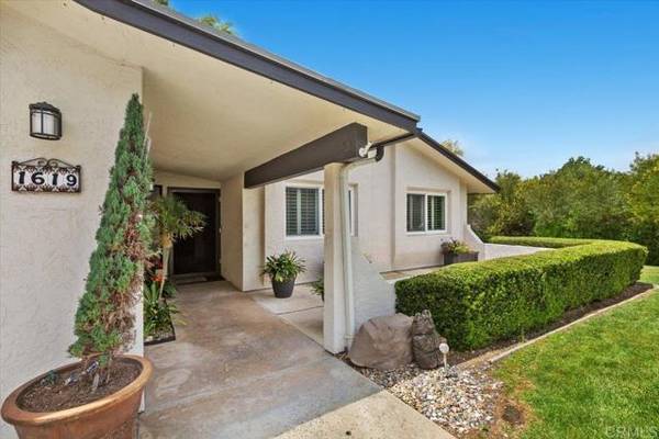 1619 W Via Rancho Parkway, Escondido, CA 92029