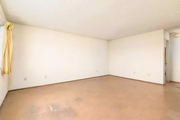 San Diego, CA 92173,3910 Sunset Ln