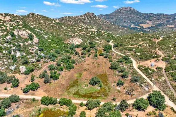 Jamul, CA 91935,40 Mother Grundy Truck Trail