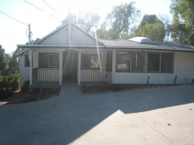 8280 Kane Drive, La Mesa, CA 91941