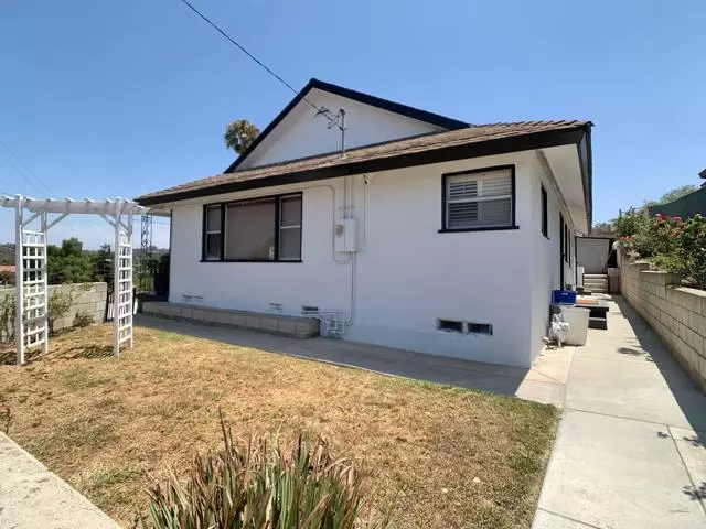 5277 Santa Margarita Street, San Diego, CA 92114