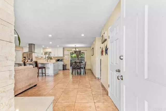 Poway, CA 92064,14135 York Avenue