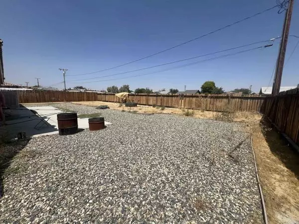 9925 Irene Avenue, California City, CA 93505