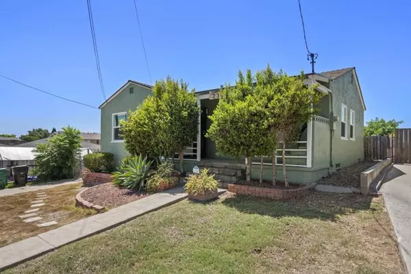 2346 Hopkins Street,  San Diego,  CA 92139