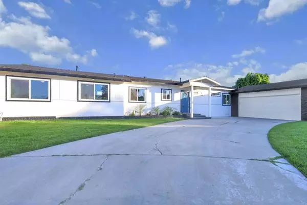 3630 Hazelhurst Court, Bonita, CA 91902