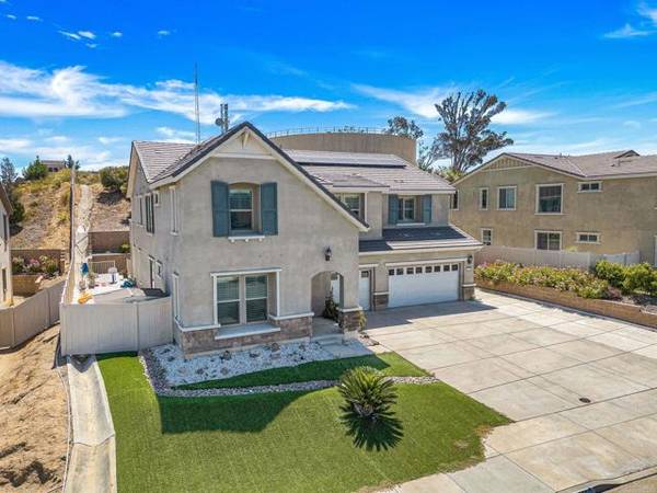 37744 Mockingbird Avenue, Murrieta, CA 92563