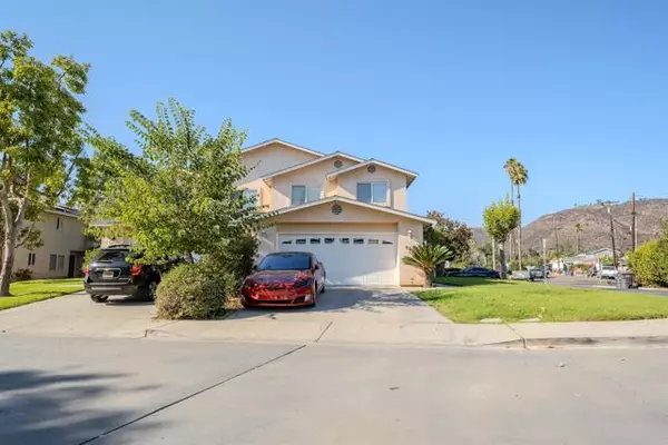 910 Buckeye Ct, El Cajon, CA 92021