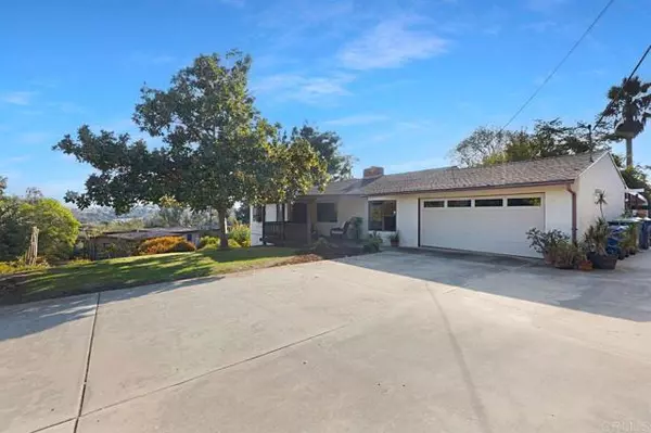 La Mesa, CA 91941,10787 Lupin Way