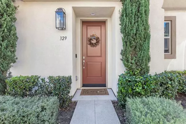 Santee, CA 92071,329 Canoe Court