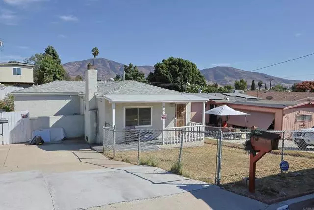 Spring Valley, CA 91977,827 La Presa