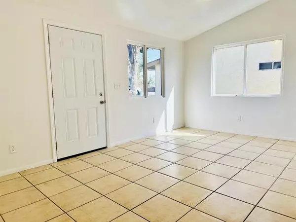 2862 Callejon, San Diego, CA 92139