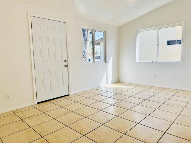 2862 Callejon, San Diego, CA 92139