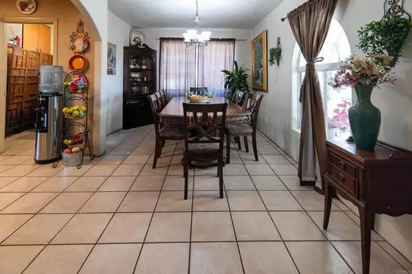 La Mesa, CA 91942,6108 DALHART