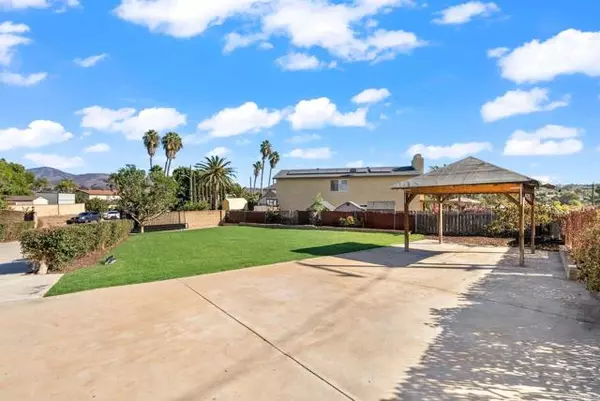 Bonita, CA 91902,5405 Romega Court