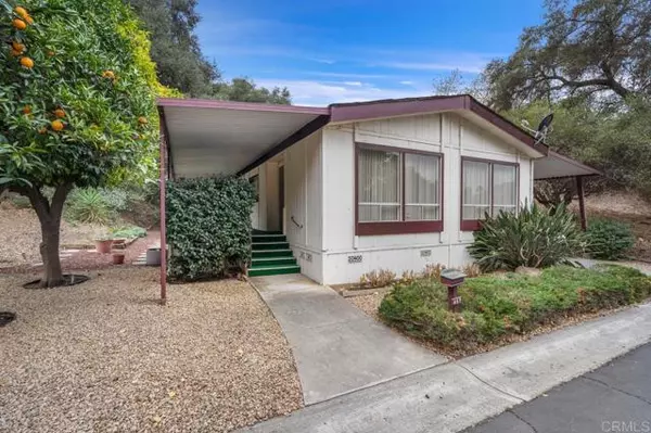 Escondido, CA 92026,8975 Lawrence Welk #SPC 457