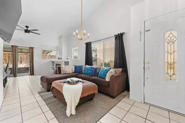 Murrieta, CA 92562,41147 Via Cedro