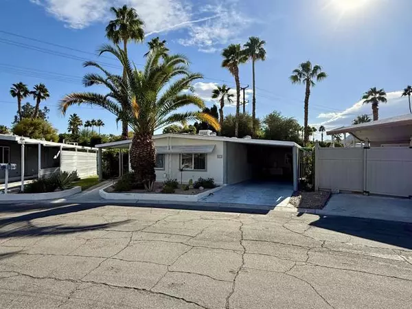 90 Calle De Espacio, Palm Springs, CA 92264