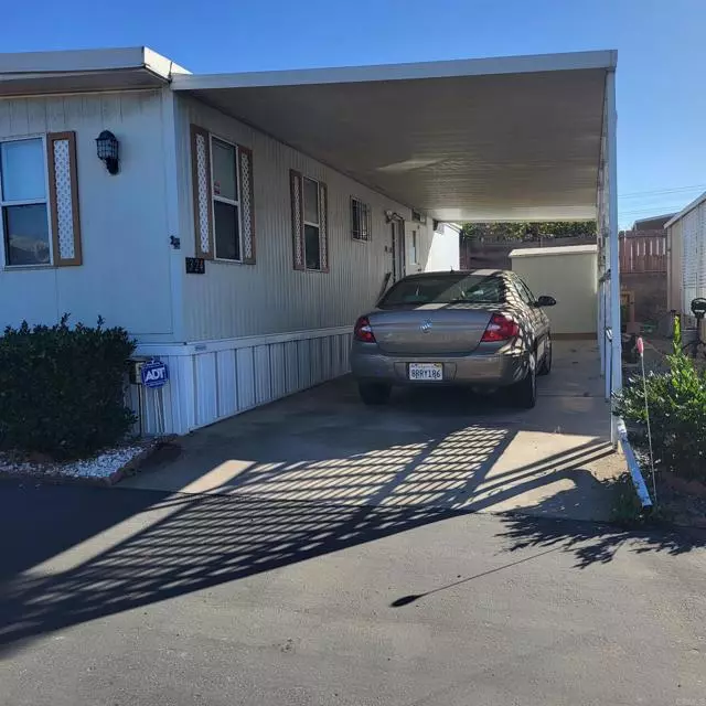 Chula Vista, CA 91911,1425 2nd #324