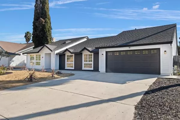 La Mesa, CA 91941,9933 Mozelle Lane