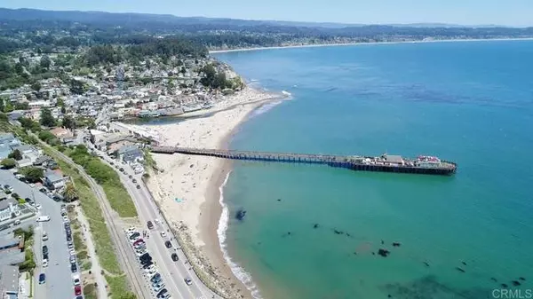 Capitola, CA 95010,717 Bay Avenue