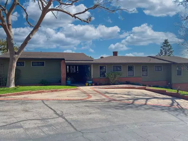 El Cajon, CA 92020,998 Bernita Rd