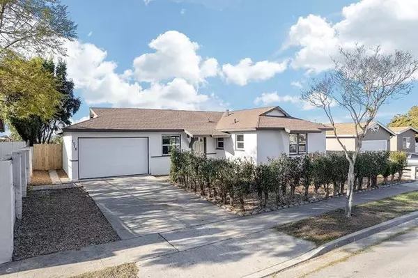 San Diego, CA 92114,7718 Goldcrest Lane