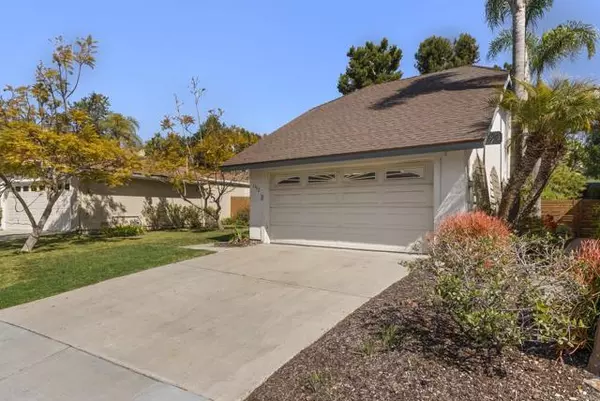 1952 Circle Park Lane, Encinitas, CA 92024