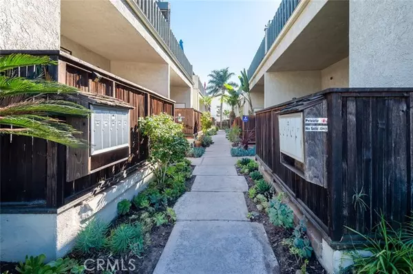 2110 Vanderbilt Lane #E, Redondo Beach, CA 90278