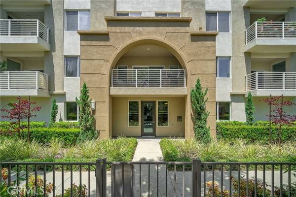 13025 Park Place #202, Hawthorne, CA 90250