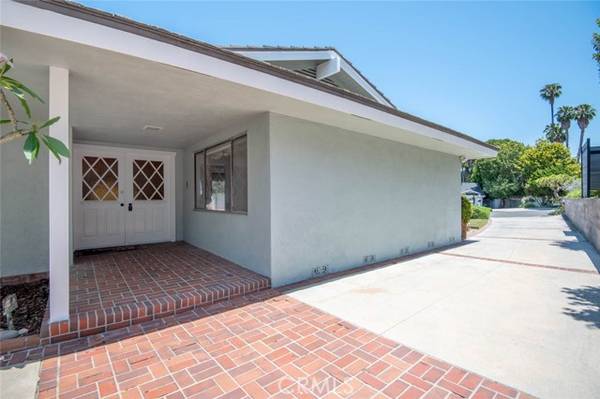 11 Sunnyfield, Rolling Hills Estates, CA 90274